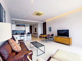 À louer et à vendre 1 chambre condo à Bang Saray, Pattaya