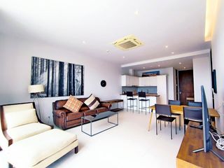 À louer et à vendre 1 chambre condo à Bang Saray, Pattaya