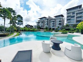 À louer et à vendre 1 chambre condo à Bang Saray, Pattaya