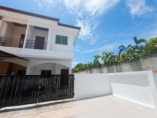 Casa en venta de 2 habitaciones en Bang Lamung, Chonburi