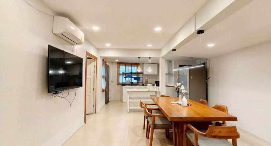 For rent and for sale 3 bedrooms house in Mueang Chiang Mai, Chiang Mai