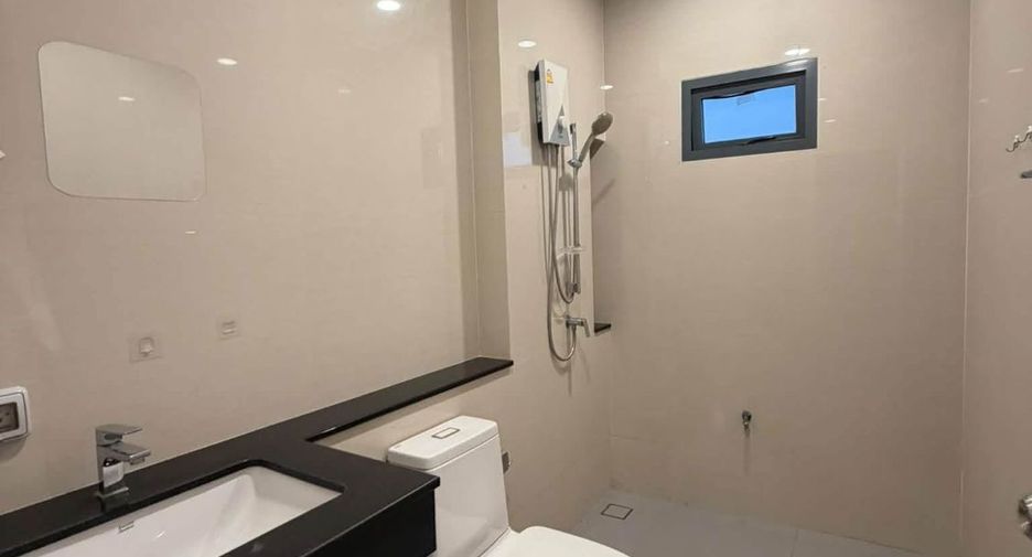 For rent 3 bedrooms house in Bang Lamung, Chonburi