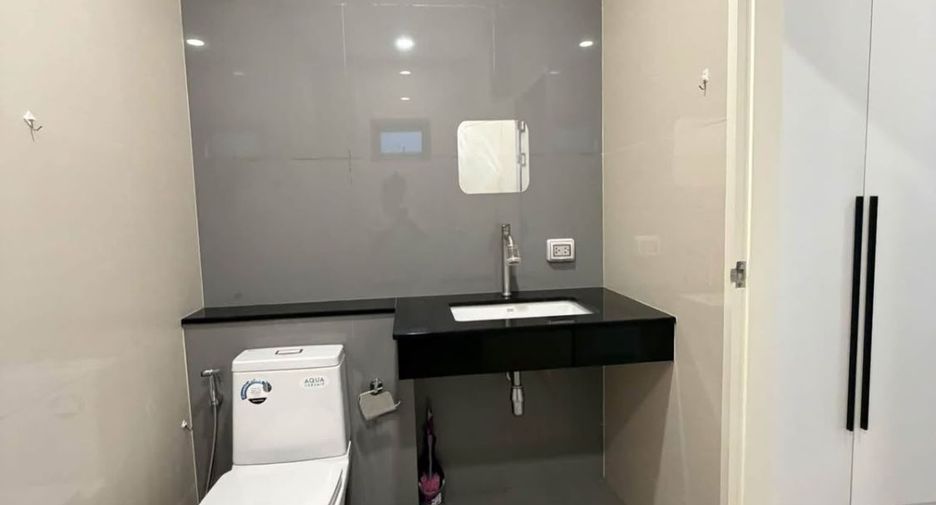 For rent 3 bedrooms house in Bang Lamung, Chonburi