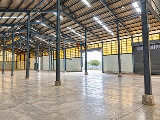 For rent 5 bedrooms warehouse in Bang Bon, Bangkok
