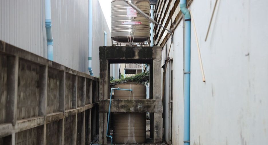For rent 5 bedrooms warehouse in Bang Bon, Bangkok