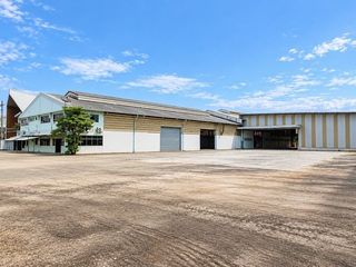 For rent 5 bedrooms warehouse in Bang Bon, Bangkok