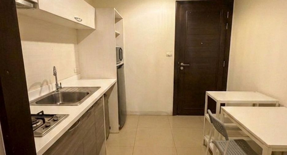 For sale 1 bed condo in Mueang Rayong, Rayong