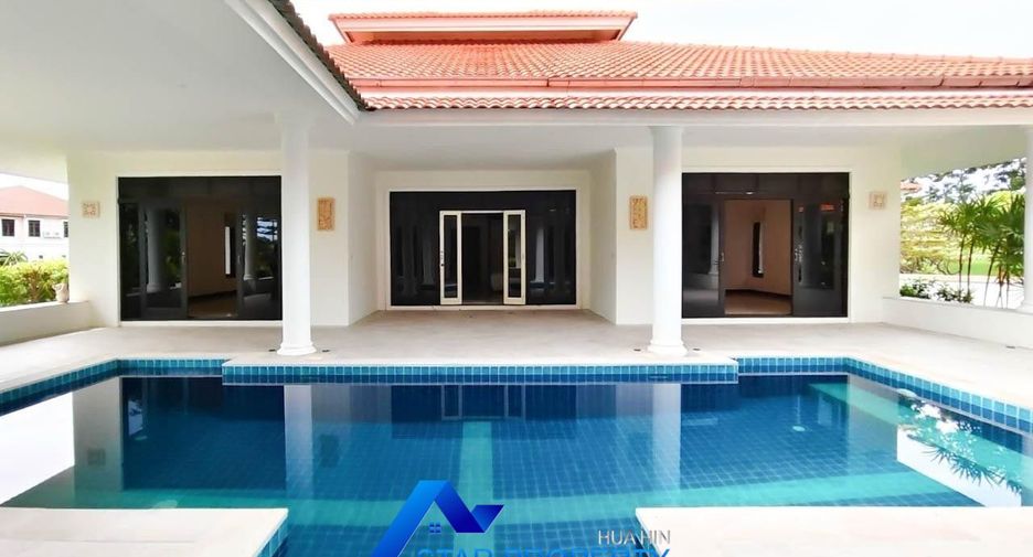 For sale 3 bedrooms villa in Cha Am, Phetchaburi