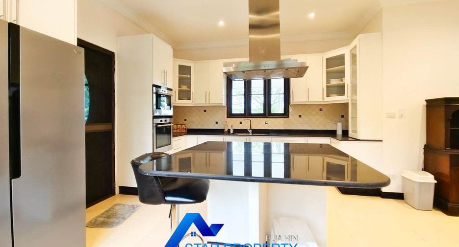For sale 3 bedrooms villa in Cha Am, Phetchaburi