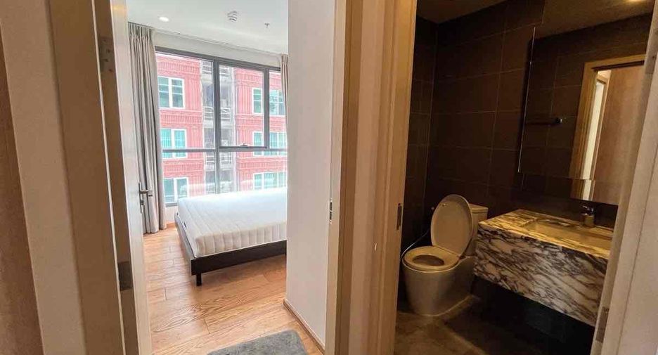 For sale 2 ベッドルーム condo in Pathum Wan, Bangkok