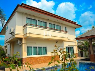出租 和 出售 4 卧室 别墅 在 Bang Lamung, Chon Buri