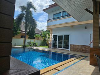 出租 和 出售 4 卧室 别墅 在 Bang Lamung, Chon Buri