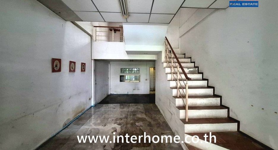 For sale 2 bedrooms townhouse in Pak Kret, Nonthaburi