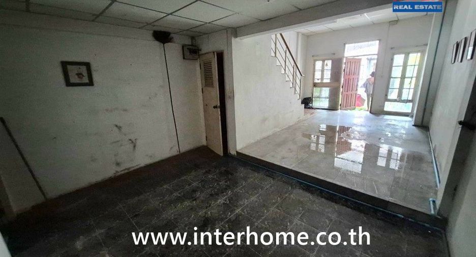 For sale 2 bedrooms townhouse in Pak Kret, Nonthaburi