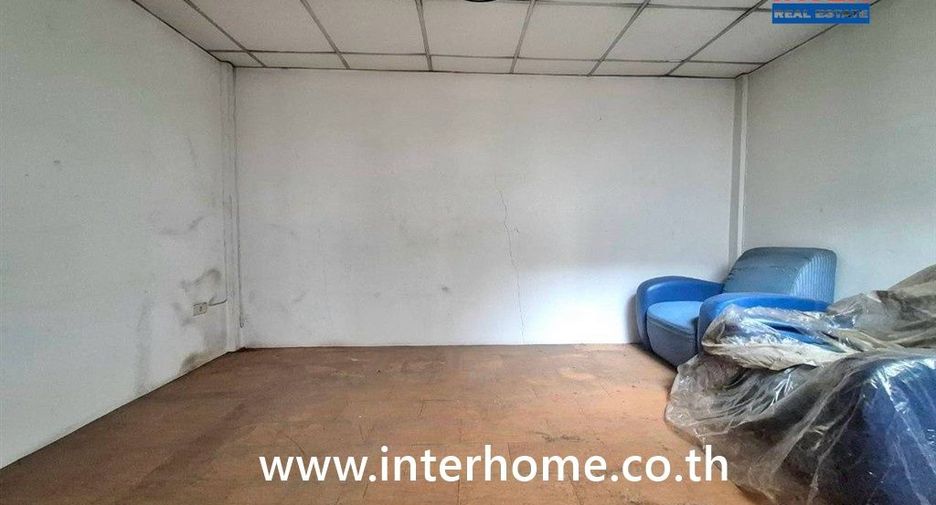 For sale 2 bedrooms townhouse in Pak Kret, Nonthaburi