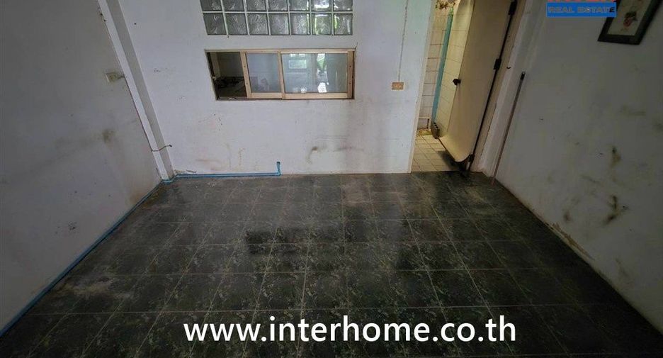 For sale 2 bedrooms townhouse in Pak Kret, Nonthaburi
