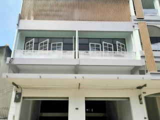 For sale retail Space in Mueang Phetchaburi, Phetchaburi