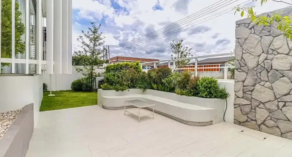 Villa en venta de 4 habitaciones en Hang Dong, Chiang Mai