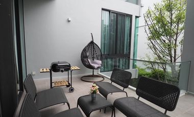 Casa en alquiler de 4 habitaciones en Saphan Sung, Bangkok