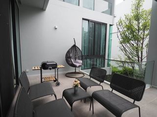 Haus zur Miete mit 4 Zimmer in Saphan Sung, Bangkok