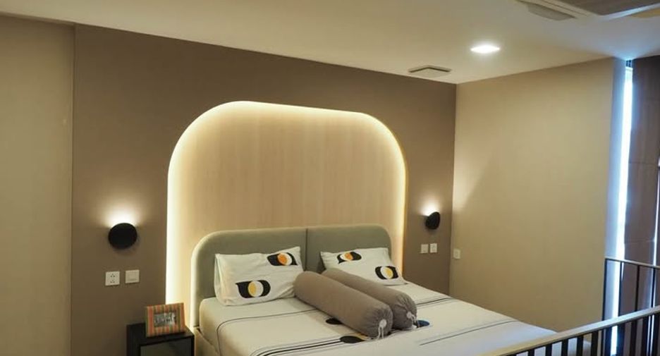 Casa en alquiler de 4 habitaciones en Saphan Sung, Bangkok