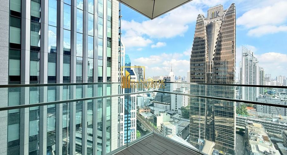 For sale 3 bedrooms condo in Khlong Toei, Bangkok