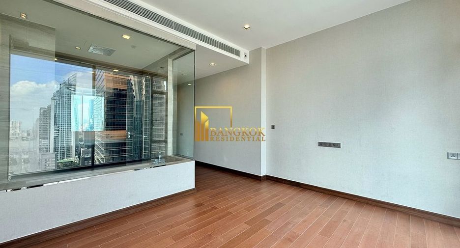 For sale 3 bedrooms condo in Khlong Toei, Bangkok