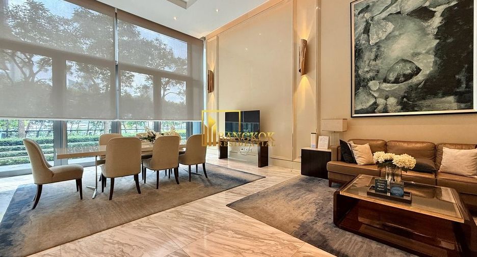 For sale 3 bedrooms condo in Khlong Toei, Bangkok
