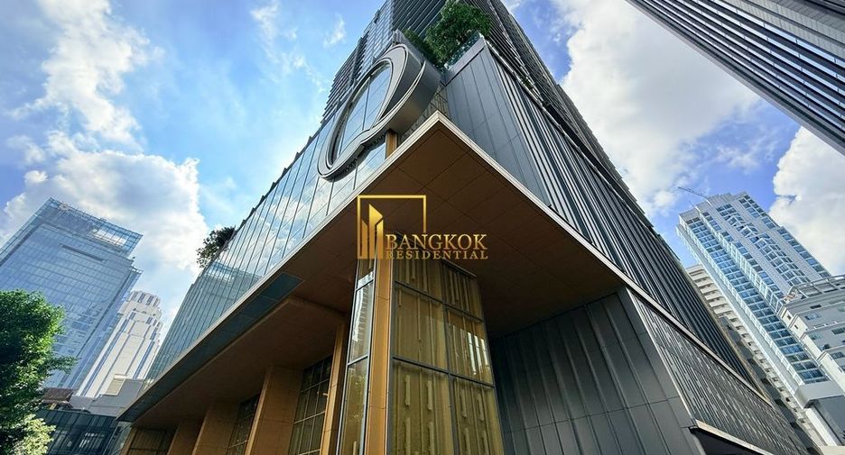 For sale 3 bedrooms condo in Khlong Toei, Bangkok