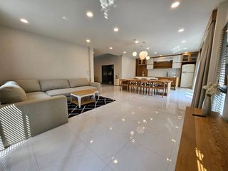 For rent 5 bedrooms house in Bang Phli, Samut Prakan
