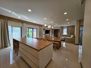 For rent 5 bedrooms house in Bang Phli, Samut Prakan