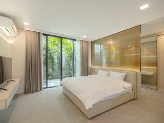 Casa en alquiler de 4 habitaciones en Saphan Sung, Bangkok
