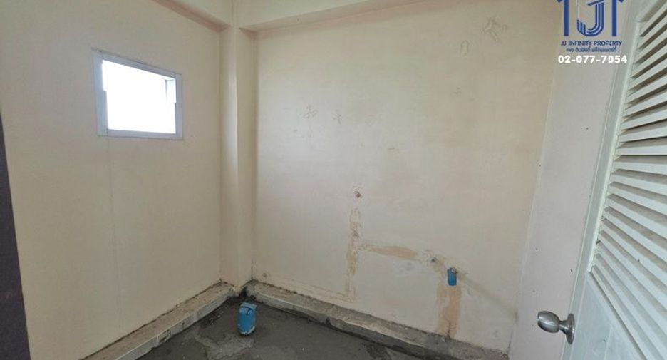 Продажа 4 спальни торговое помещение в Khlong Luang, Патумтани