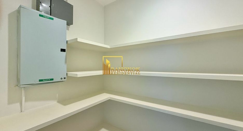For rent 3 ベッドルーム condo in Watthana, Bangkok