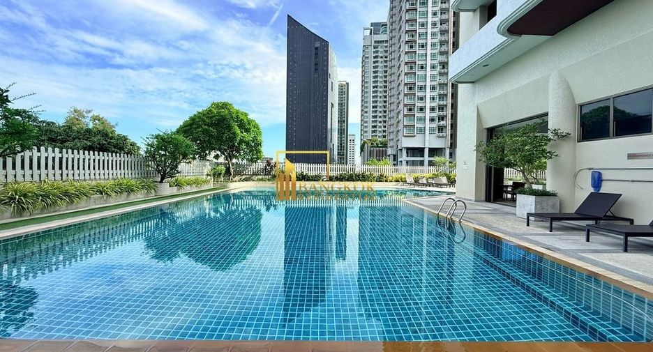 For rent 3 ベッドルーム condo in Watthana, Bangkok