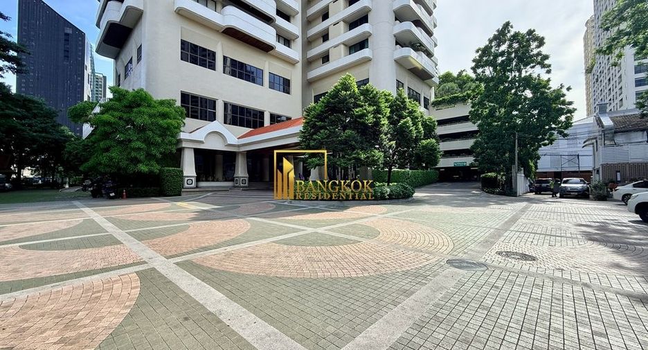 For rent 3 ベッドルーム condo in Watthana, Bangkok