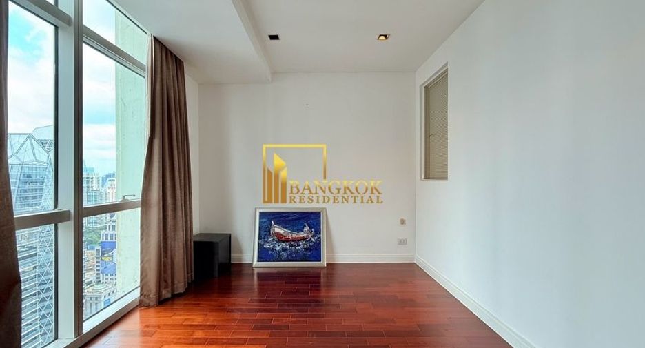For rent 3 ベッドルーム condo in Pathum Wan, Bangkok