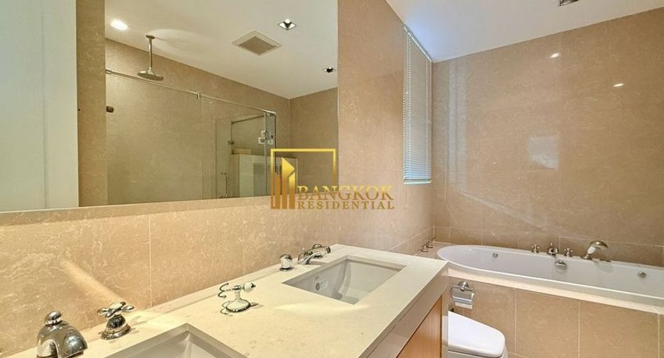 For rent 3 ベッドルーム condo in Pathum Wan, Bangkok