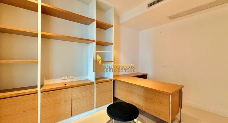 For rent 3 ベッドルーム condo in Pathum Wan, Bangkok