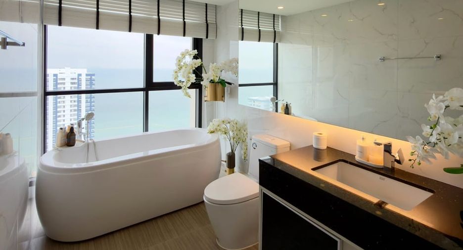 For sale 2 bedrooms condo in Bang Lamung, Chonburi
