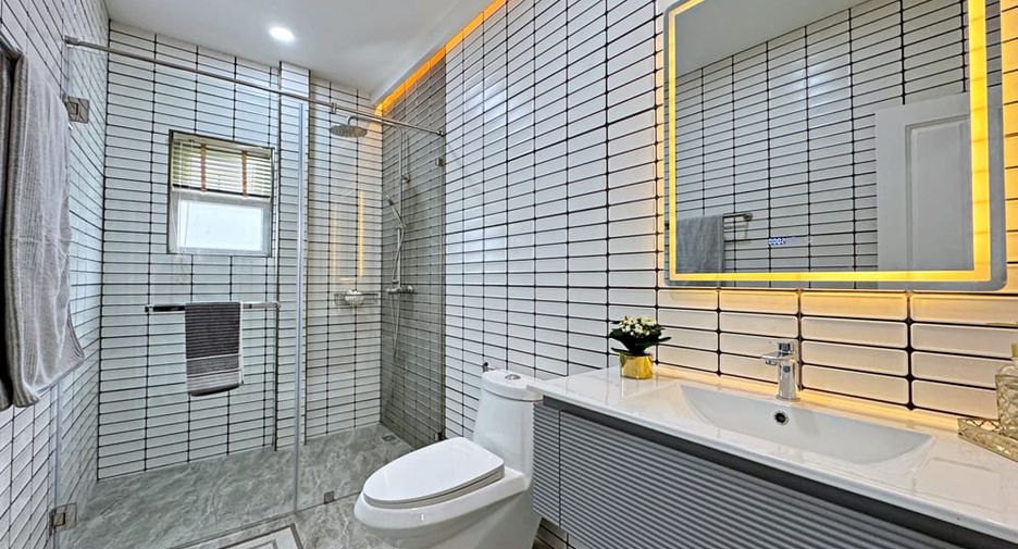 Casa en venta de 3 habitaciones en Huay Yai, Pattaya