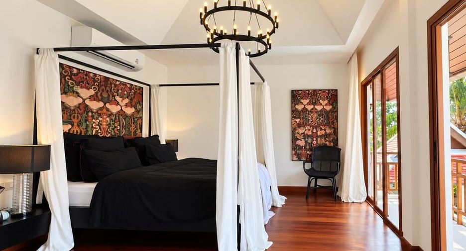 Villa en venta de 5 habitaciones en Bang Lamung, Chonburi