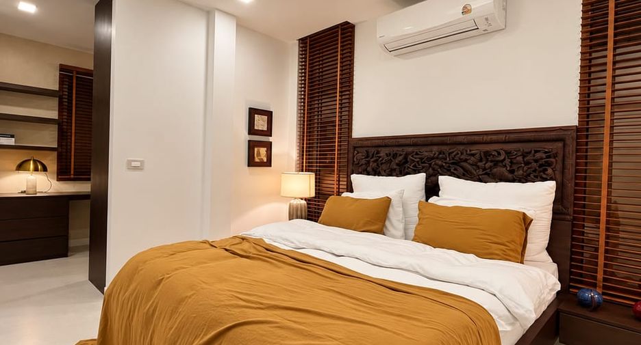 Villa en venta de 5 habitaciones en Bang Lamung, Chonburi