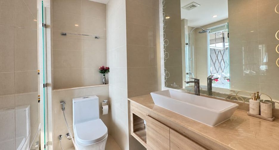 For sale 2 bedrooms condo in Jomtien, Pattaya