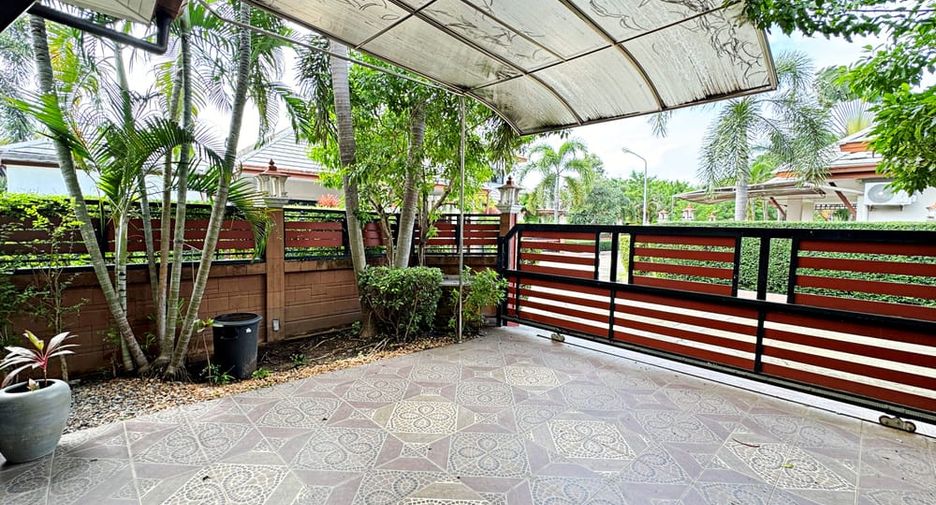 For rent 2 bedrooms villa in Huay Yai, Pattaya