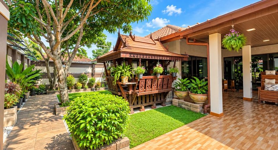 À vendre 3 chambres maison à Huay Yai, Pattaya