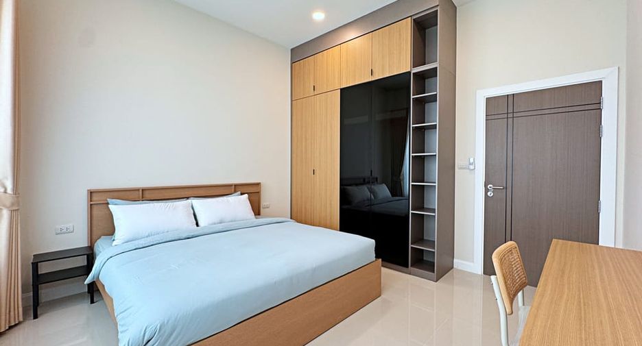À louer 3 chambres villa à Bang Lamung, Chonburi