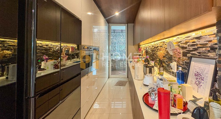Casa en venta de 6 habitaciones en Bang Khen, Bangkok