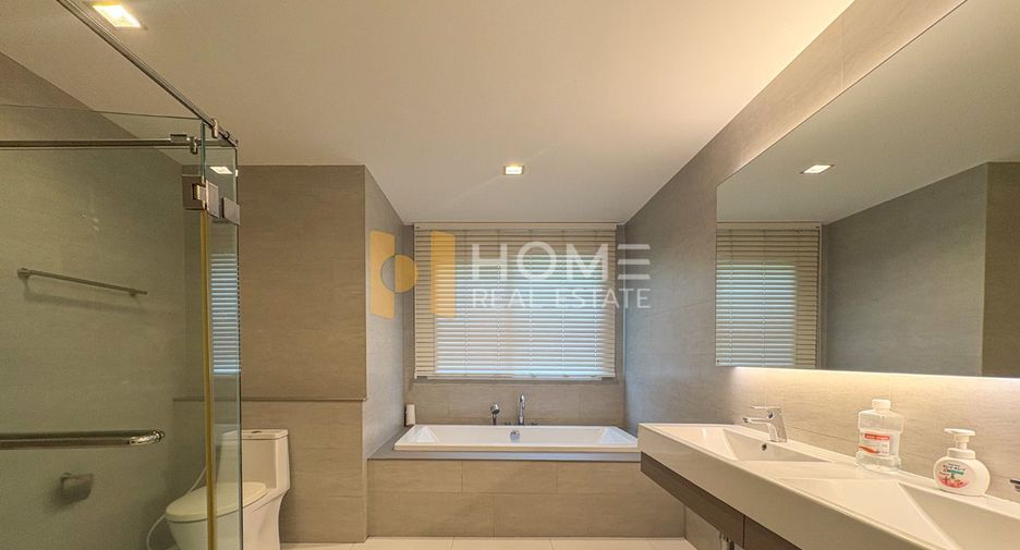 Casa en venta de 6 habitaciones en Bang Khen, Bangkok