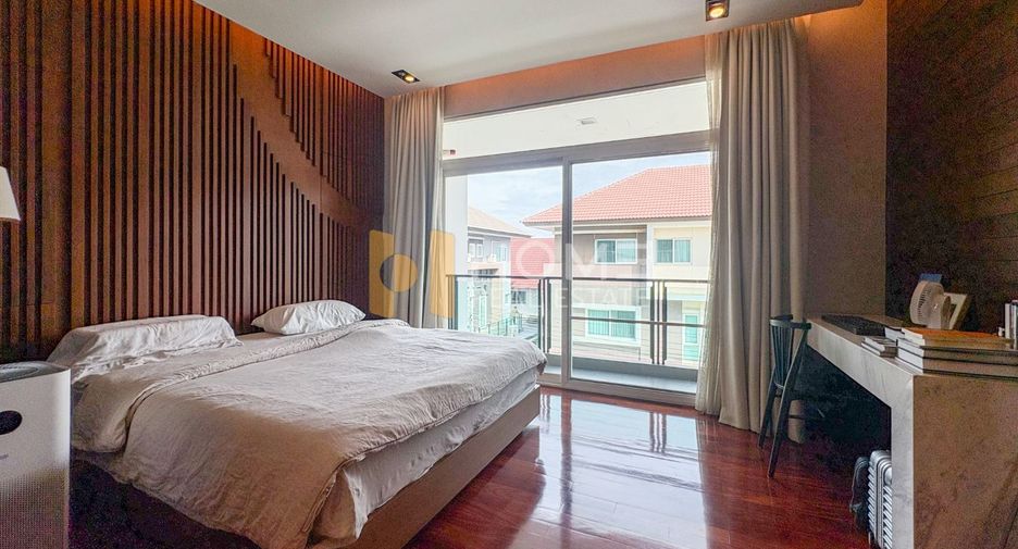 Casa en venta de 6 habitaciones en Bang Khen, Bangkok
